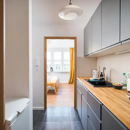 Wspolna View By Bookinghost