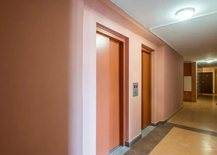 Apartment Wspolna View By Bookinghost Warsaw